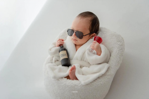 广西宝宝嘴唇上翘 广西宝宝嘴唇上翘